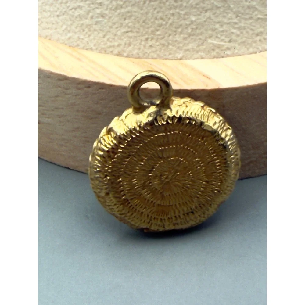 Gold Tone Green Cabochon Pendant Rope Twist Border Round Charm 0.75